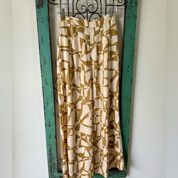 Parker wide leg dress pants. Beautiful for spring/summer. Size 0 - Picture 7 of 9